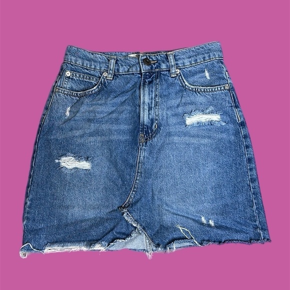 We the Free Free People Hallie Distressed Denim Skirt in Blue Women’s Sz 25 - Picture 3 of 10